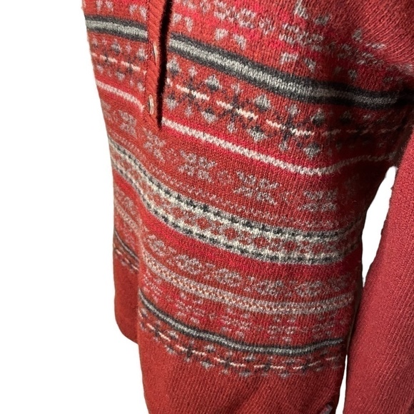 Woolrich Vintage Deep Ruby Sweater 🤍 - Picture 4 of 12